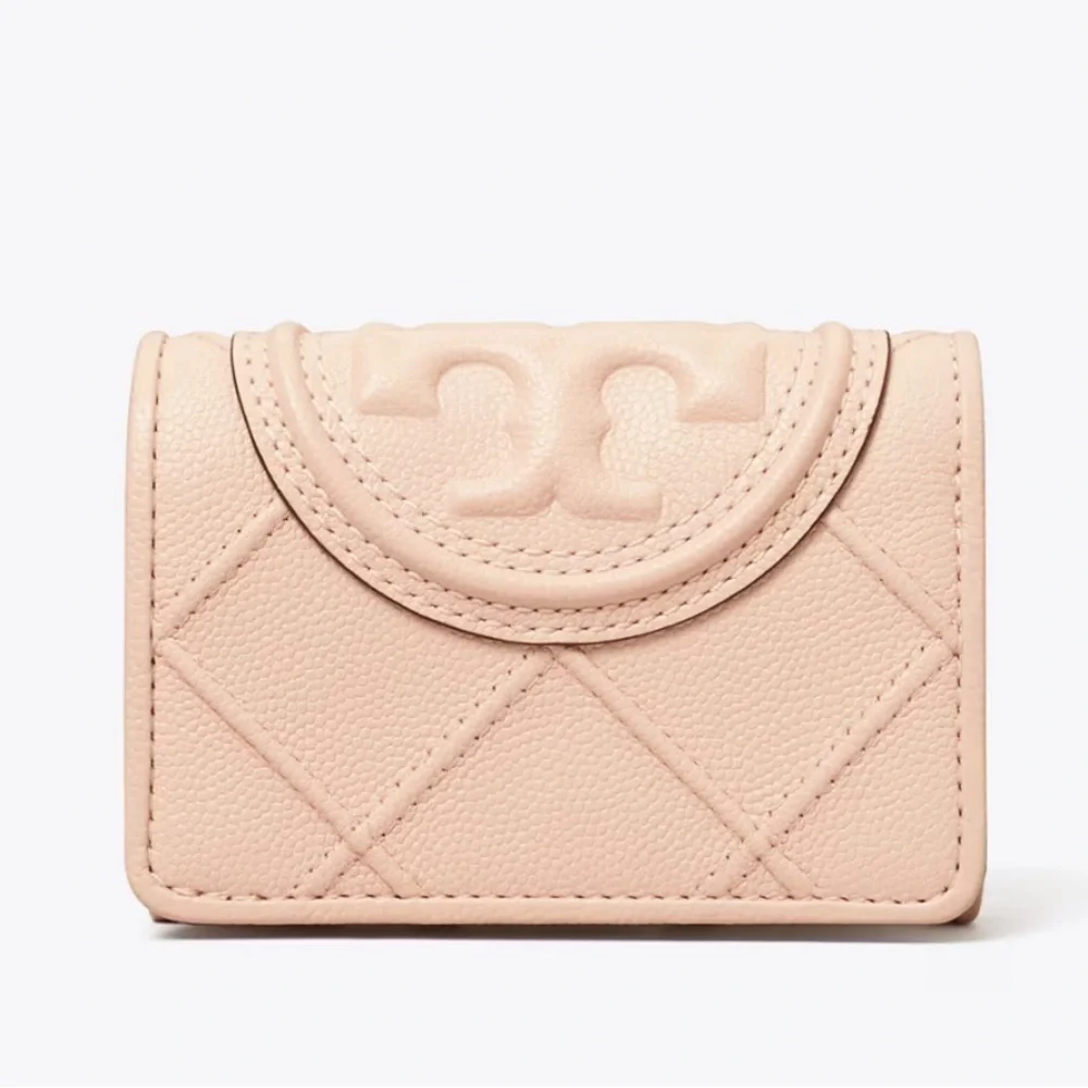 New Tory burch FLEMING SOFT POLISHED-GRAIN SMALL FLAP WALLET